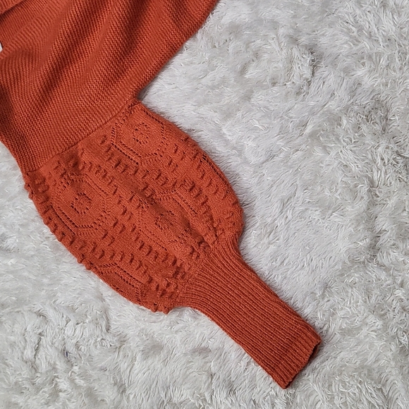 Calligraphie Balloon Sleeveless Cardigan - Picture 3 of 10